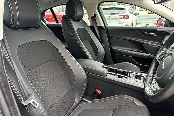 2018 Jaguar XE 20t R-Sport X760