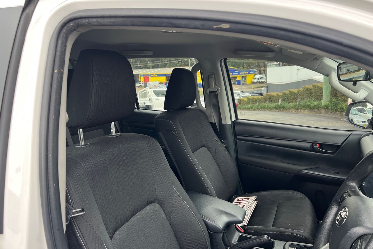 2022 Toyota Hilux SR GUN126R 4X4