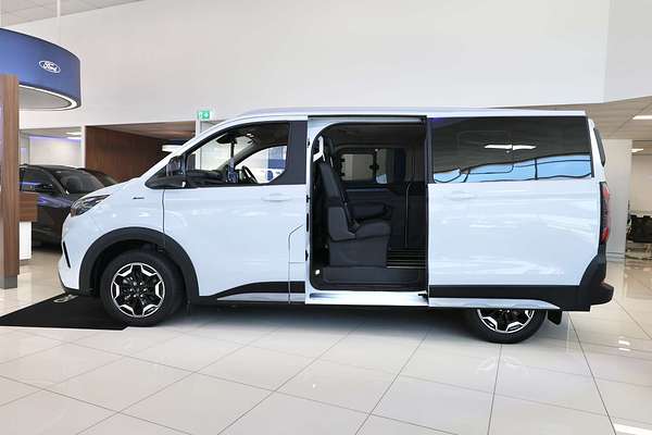2024 Ford Tourneo Active AV SWB