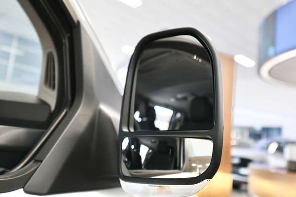 2024 Ford Tourneo Active AV SWB