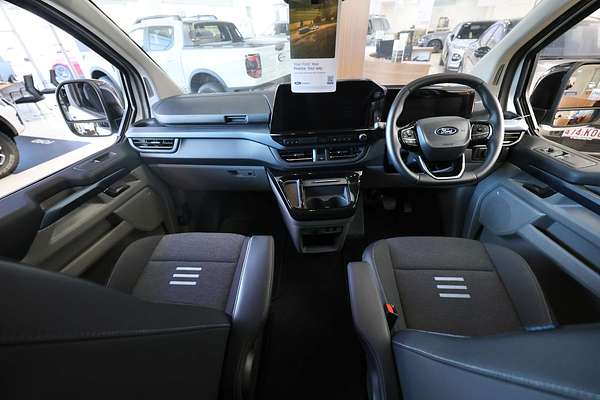 2024 Ford Tourneo Active AV SWB