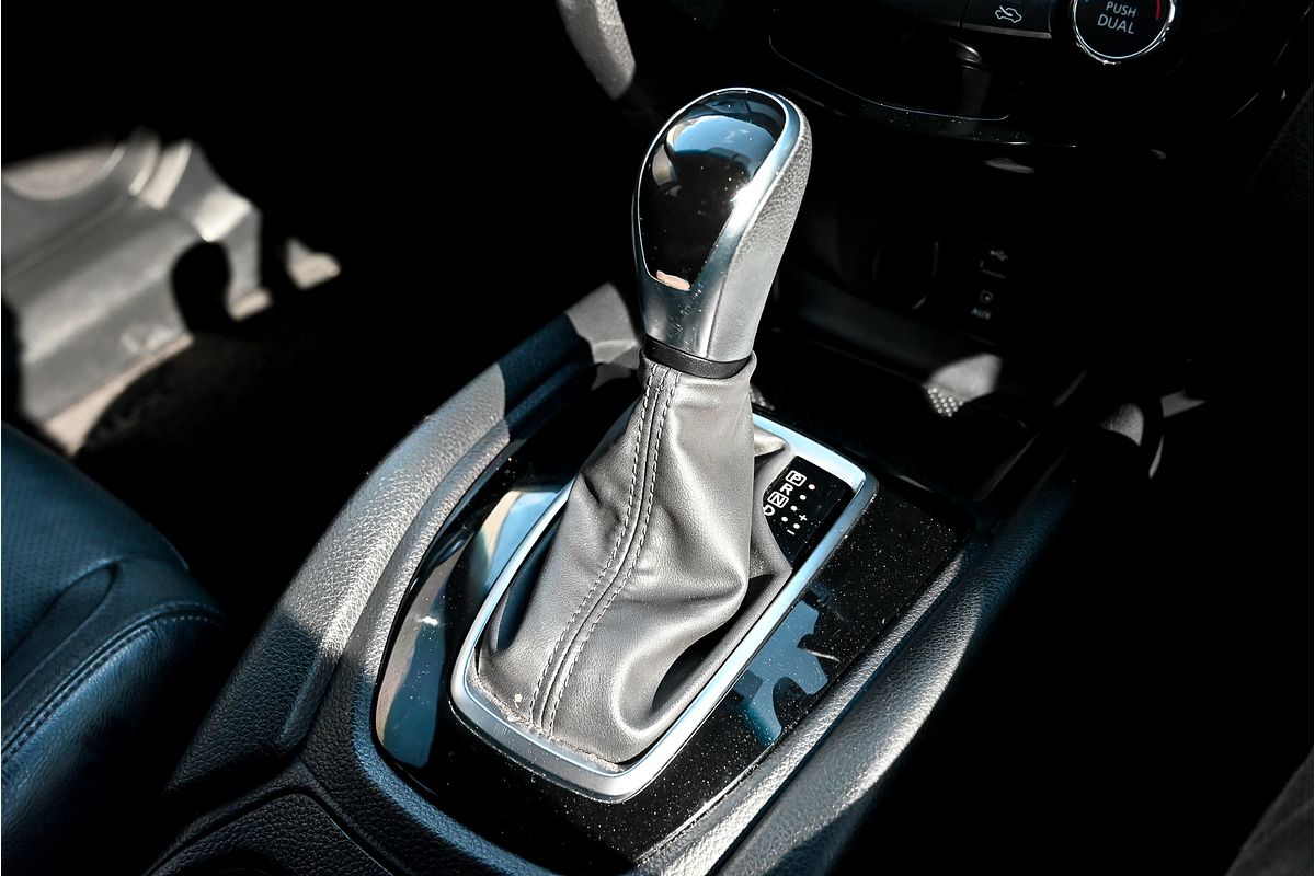 2019 Nissan X-TRAIL ST-L T32 Series II