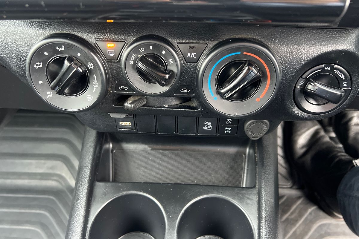 2023 Toyota Hilux SR GUN126R 4X4