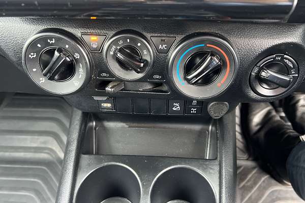 2023 Toyota Hilux SR GUN126R 4X4