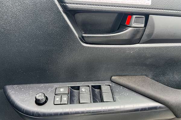 2023 Toyota Hilux SR GUN126R 4X4