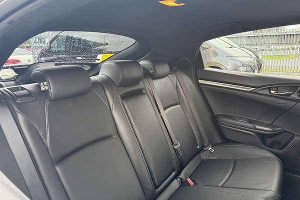 2019 Honda Civic VTi-LX 10th Gen
