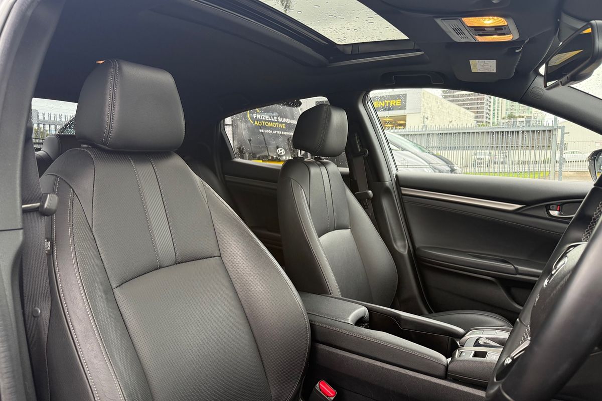 2019 Honda Civic VTi-LX 10th Gen