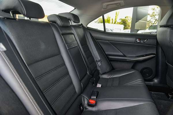 2015 Lexus IS IS200t Luxury ASE30R