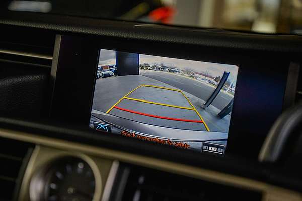 2015 Lexus IS IS200t Luxury ASE30R