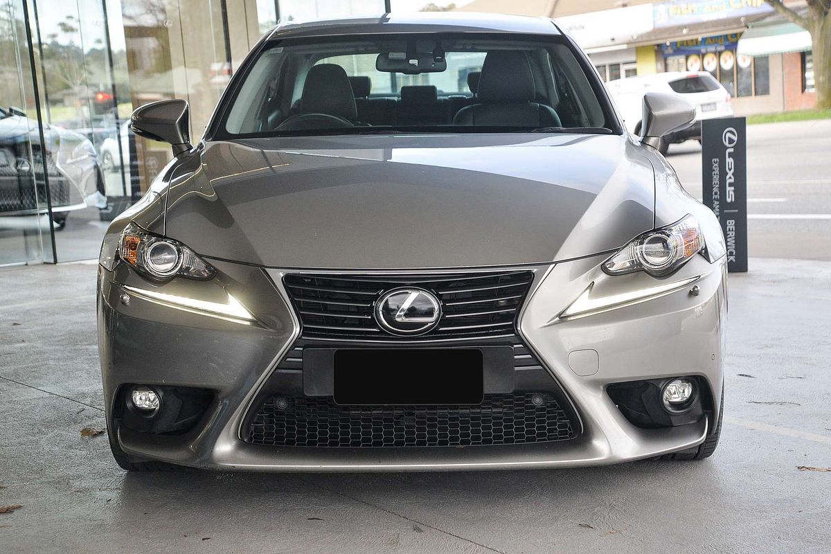 2015 Lexus IS IS200t Luxury ASE30R