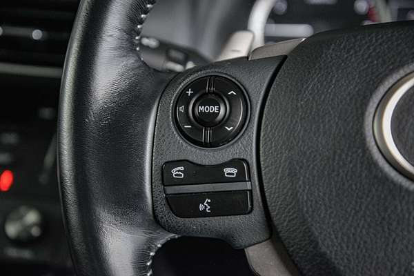 2015 Lexus IS IS200t Luxury ASE30R