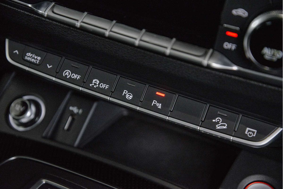 2020 Audi SQ5 FY