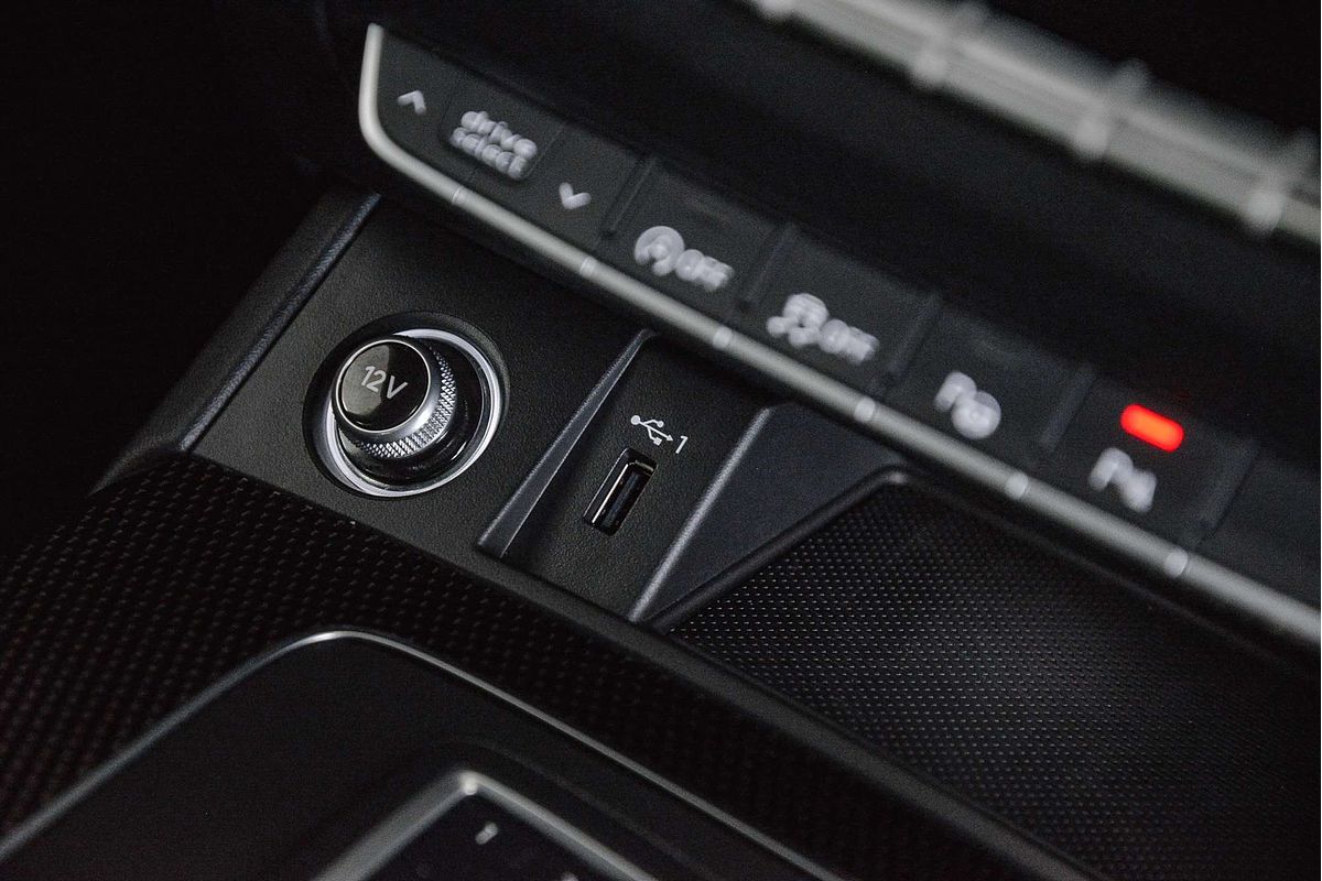 2020 Audi SQ5 FY