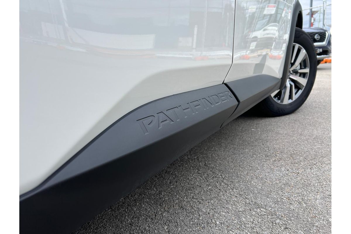 2024 Nissan Pathfinder Ti R53