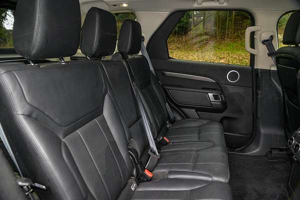 2017 Land Rover Discovery TD6 HSE Series 5