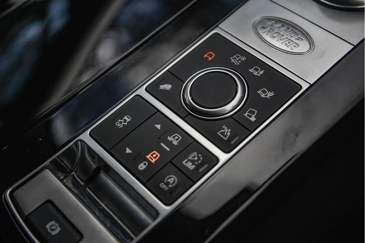 2017 Land Rover Discovery TD6 HSE Series 5