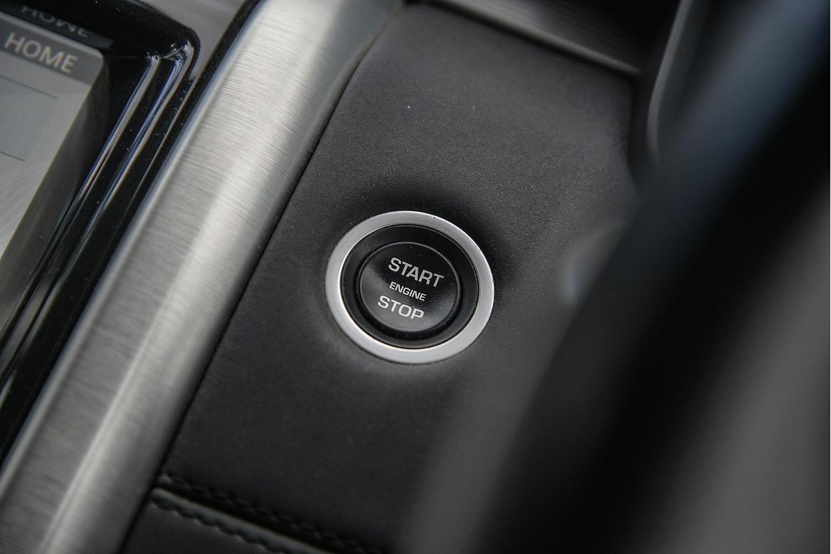 2017 Land Rover Discovery TD6 HSE Series 5