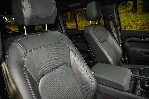 2023 Land Rover Defender 130 P400 SE L663
