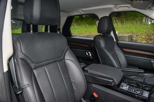 2018 Land Rover Discovery TD6 HSE Series 5