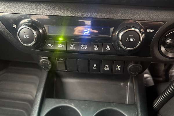 2018 Toyota Hilux SR5 GUN126R 4X4