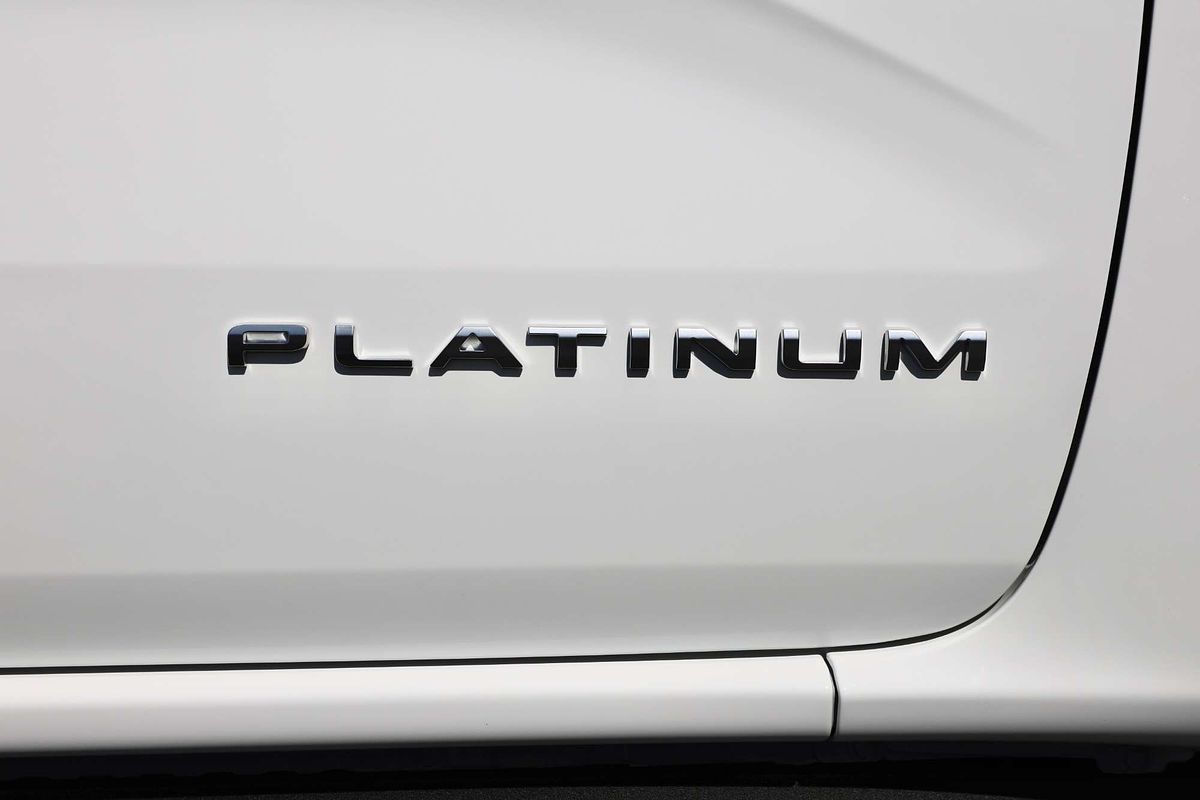2025 Ford Everest Platinum 3.0L