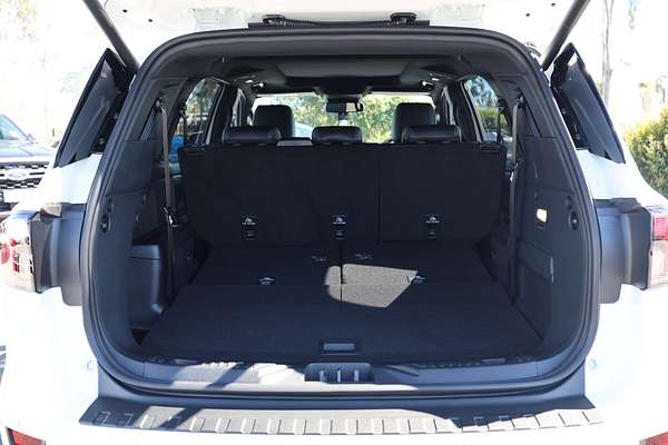 2025 Ford Everest Platinum 3.0L