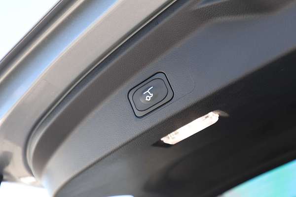 2025 Ford Everest Platinum 3.0L