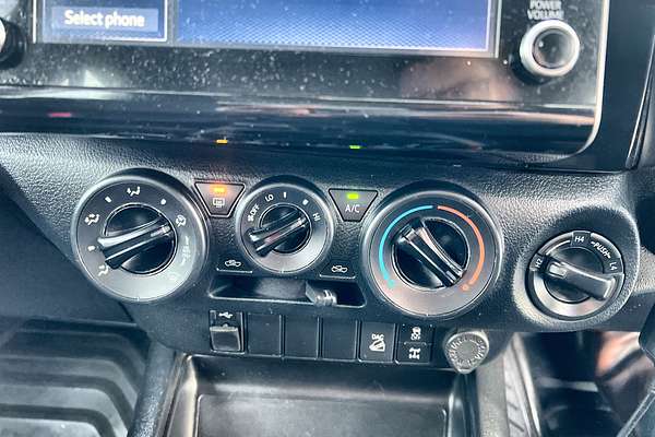 2021 Toyota Hilux SR GUN126R 4X4