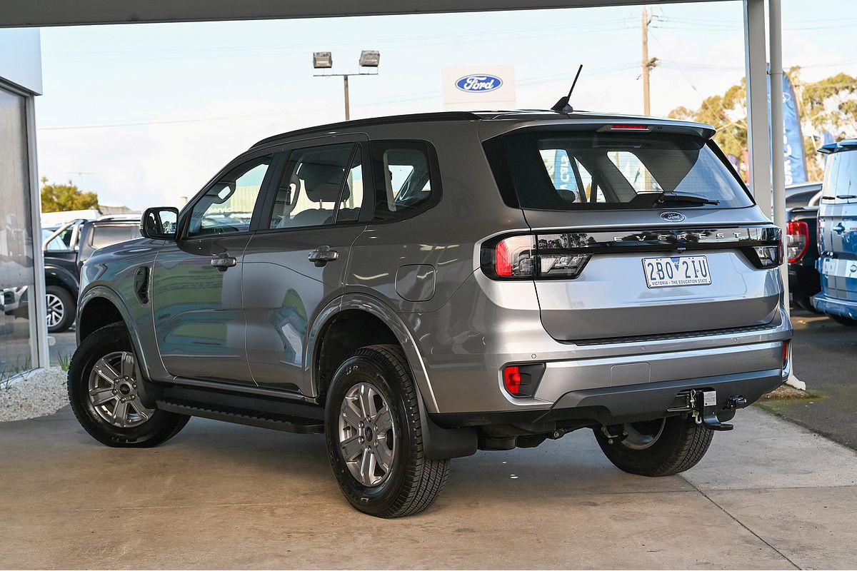 2024 Ford Everest Ambiente 2.0L