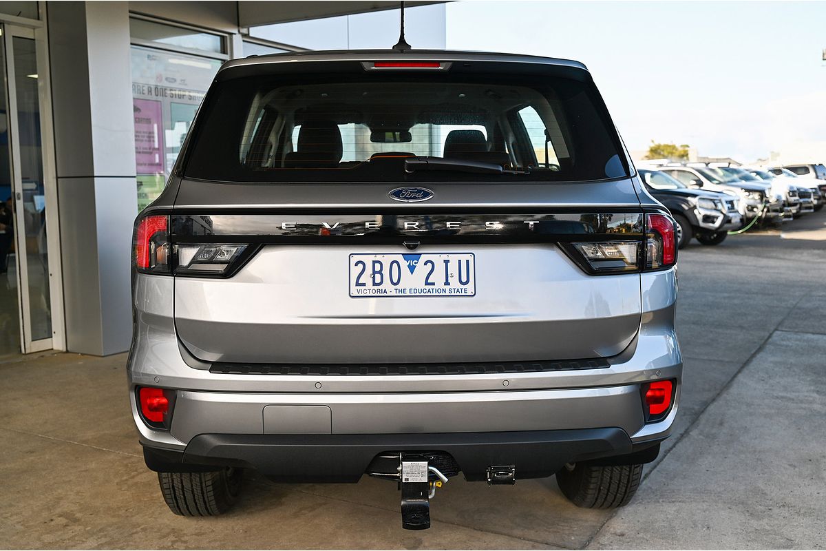 2024 Ford Everest Ambiente 2.0L