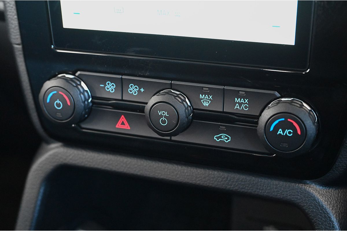 2024 Ford Everest Ambiente 2.0L