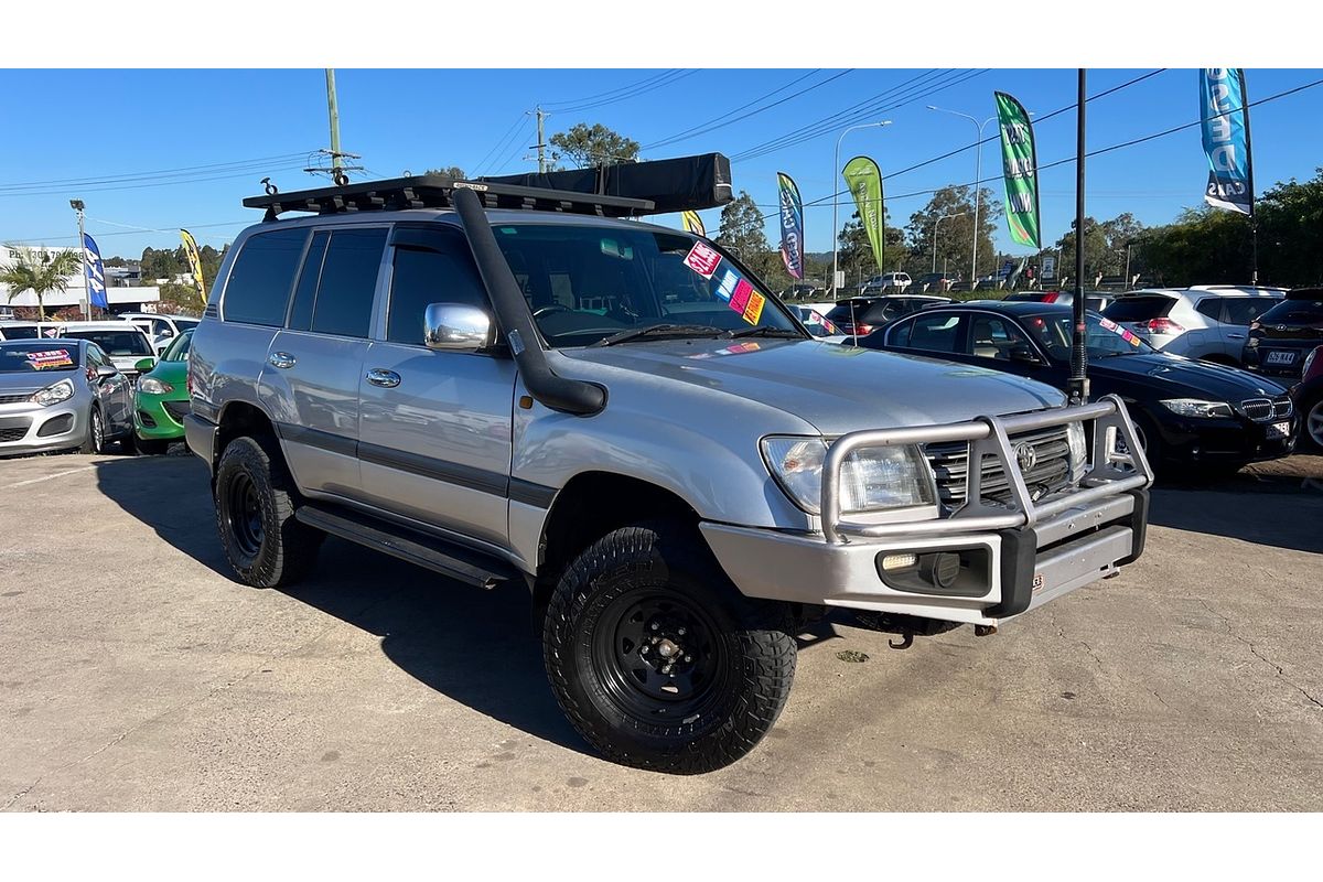 2003 Toyota Landcruiser GXL UZJ100R