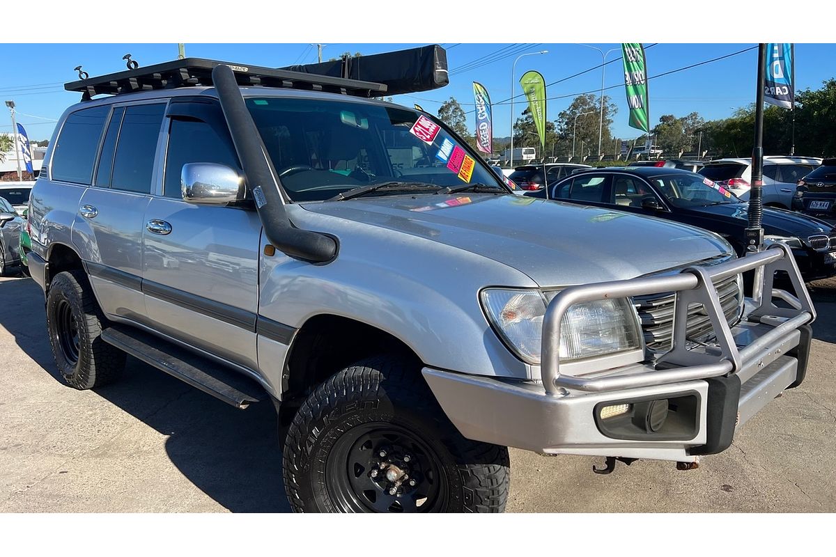 2003 Toyota Landcruiser GXL UZJ100R