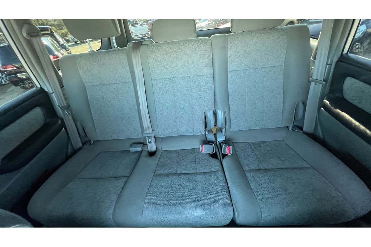 2003 Toyota Landcruiser GXL UZJ100R