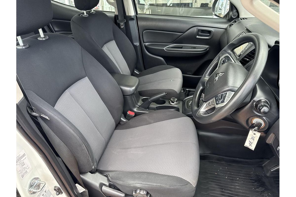 2021 Mitsubishi Triton GLX MR 4X4