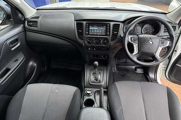 2021 Mitsubishi Triton GLX MR 4X4