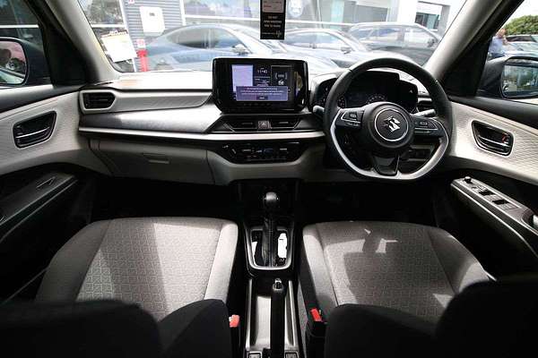 2024 Suzuki Swift Hybrid Plus UZ