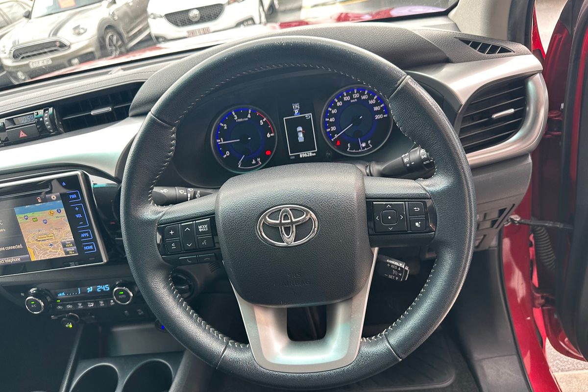 2016 Toyota Hilux SR5 GUN126R 4X4