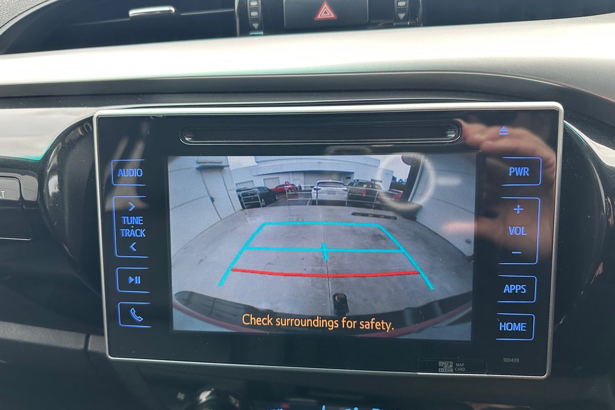 2016 Toyota Hilux SR5 GUN126R 4X4