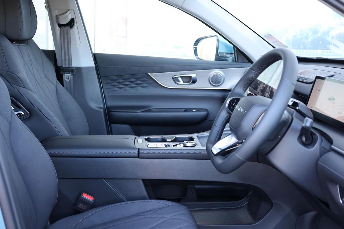 2025 Chery Tiggo 8 Super Hybrid Urban T31