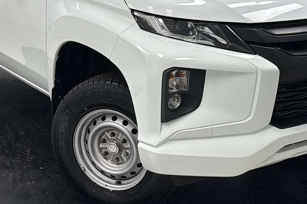 2019 Mitsubishi Triton GLX ADAS MR 4X4