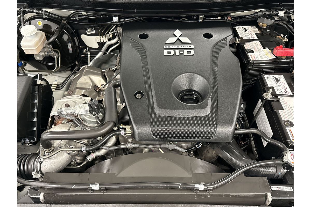 2019 Mitsubishi Triton GLX ADAS MR 4X4