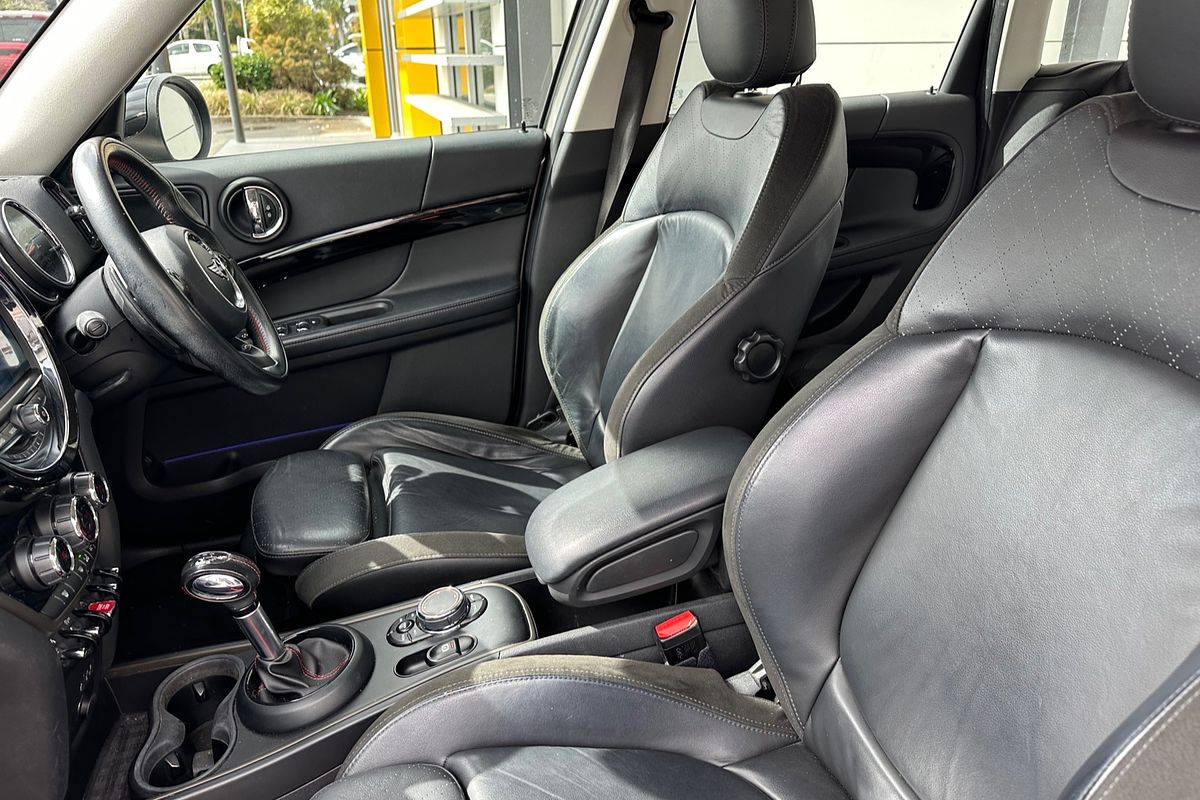 2018 MINI Countryman Cooper S F60