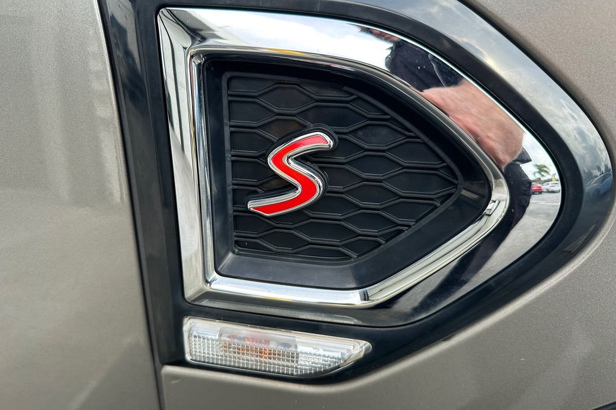 2018 MINI Countryman Cooper S F60