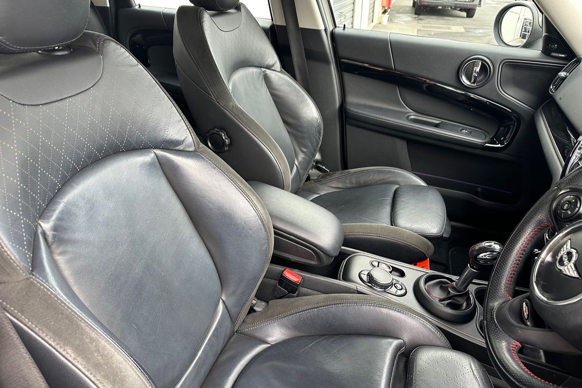 2018 MINI Countryman Cooper S F60