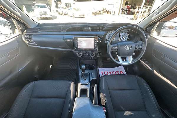2022 Toyota Hilux SR GUN126R 4X4