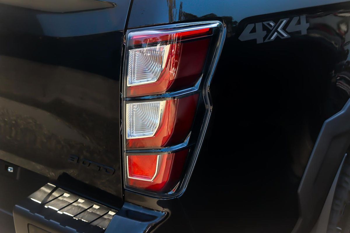 2025 Isuzu D-MAX BLADE 4X4