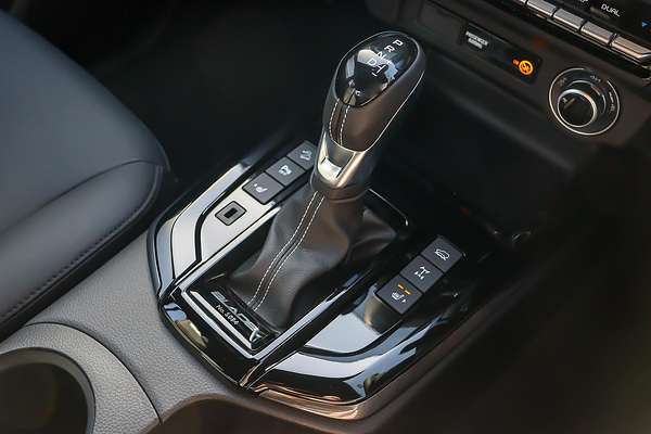 2025 Isuzu D-MAX BLADE 4X4
