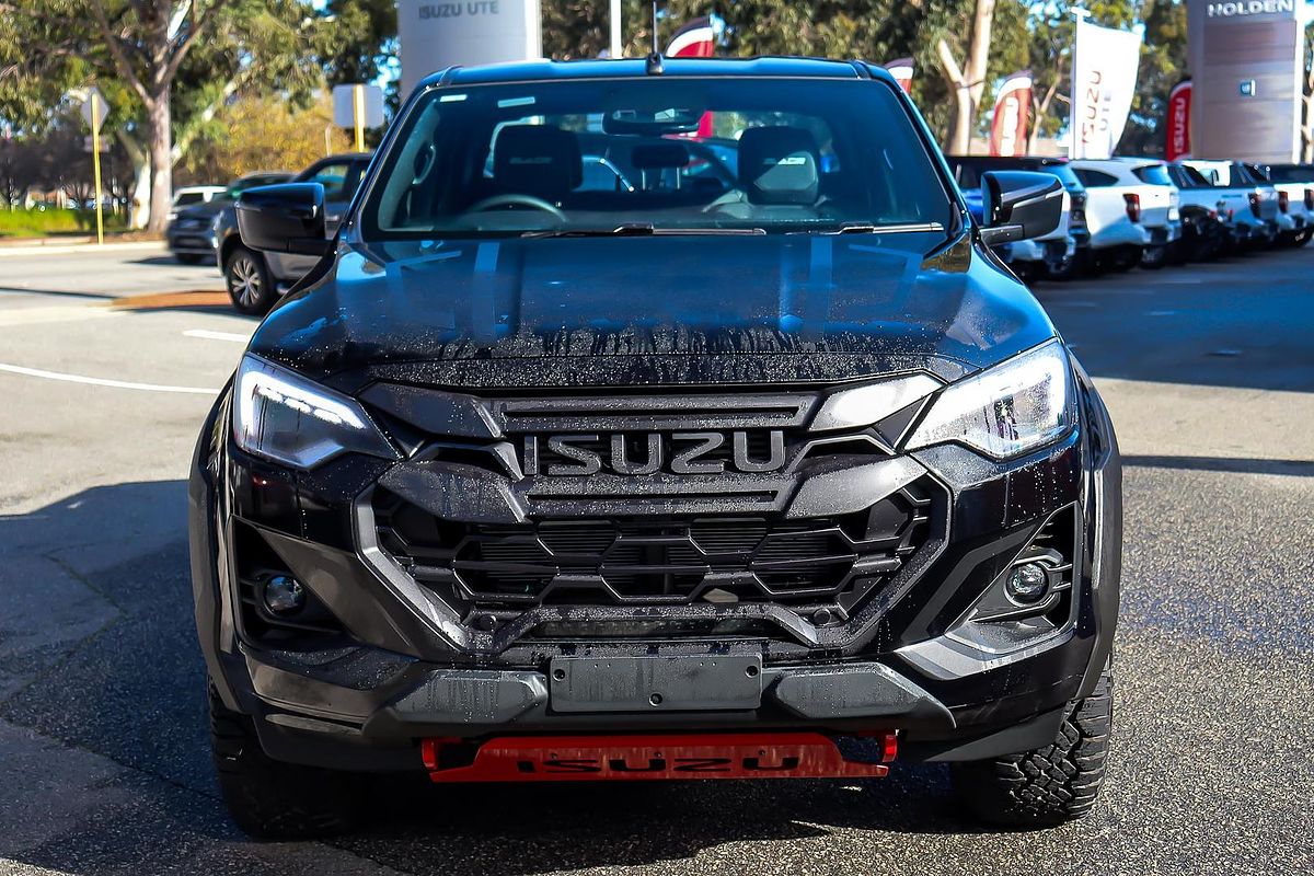 2025 Isuzu D-MAX BLADE 4X4