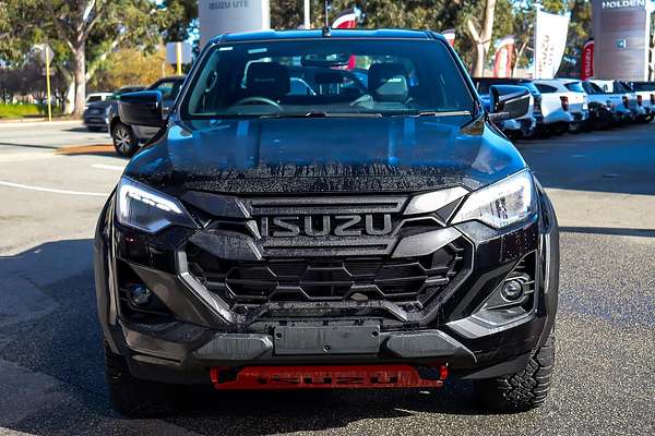 2025 Isuzu D-MAX BLADE 4X4
